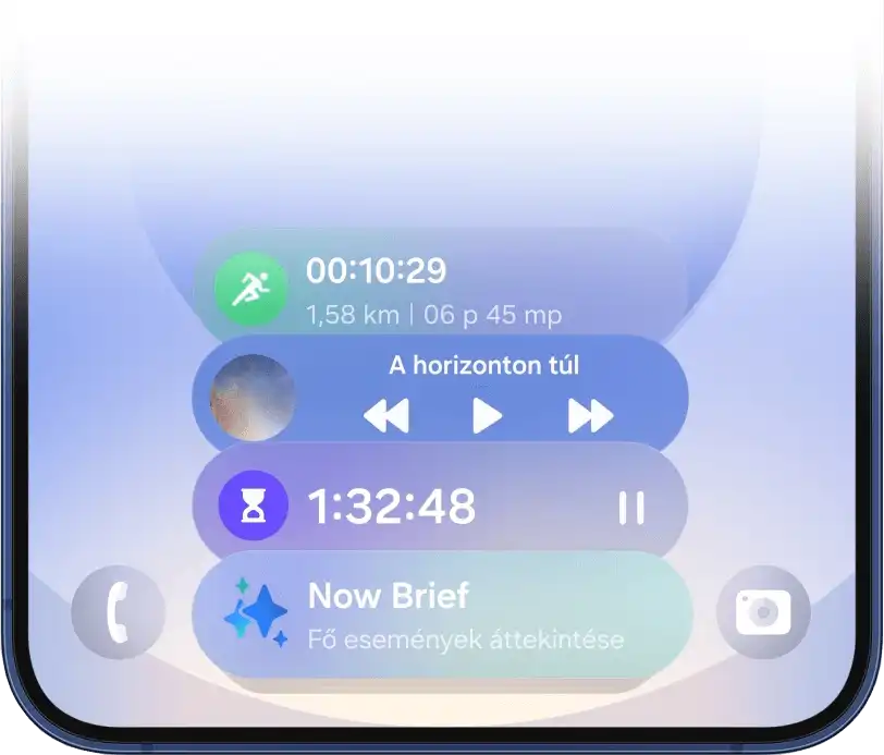 Galaxy S25 kijelzőjén futó intelligens widgetek, zenelejátszó és futási adatok