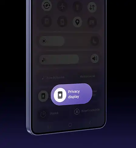 A Galaxy S26 Ultra képernyője látható, és a Gyorspanel aktív. Az Adatvédelmi kijelző ikon kiemelve jelenik meg, jelezve,
      hogy a Gyorspanelről aktiválható és inaktiválható.
