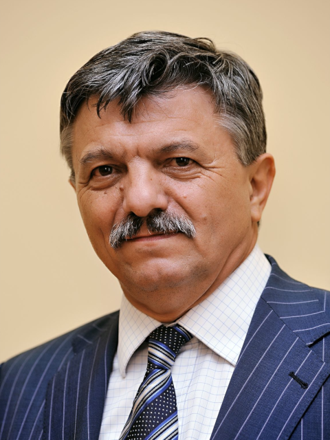 Dr. Sándor Kerekes Dr. Sándor Kerekes