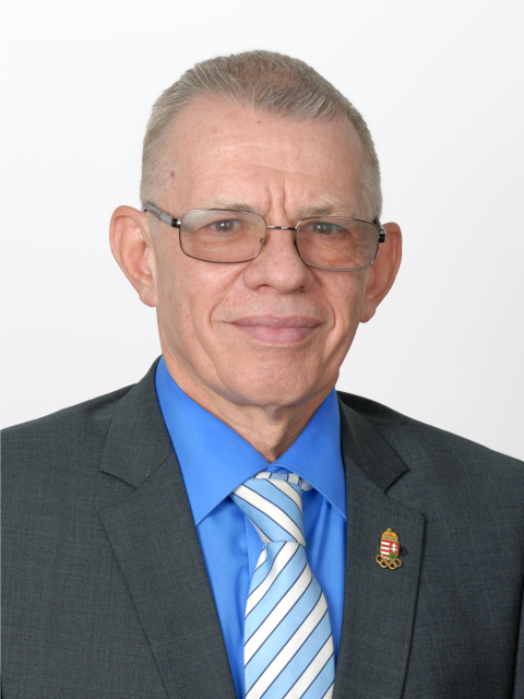 Prof. Dr. Borbély Attila Prof. Dr. Borbély Attila